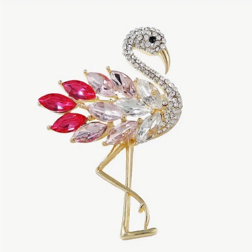 𩷠Betsey Johnson stunningâ&âsparklingâflamingoâbroochâ𩷠- Picture 3 of 7